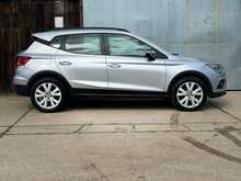 SEAT Arona TSI SE Technology 