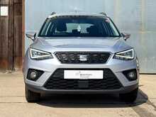 SEAT Arona TSI SE Technology 