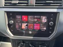 SEAT Arona TSI SE Technology 