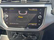 SEAT Arona TSI SE Technology 