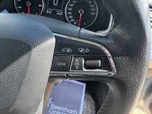 SEAT Arona TSI SE Technology 