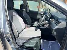 SEAT Arona TSI SE Technology 