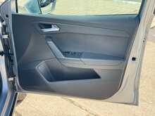 SEAT Arona TSI SE Technology 