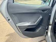 SEAT Arona TSI SE Technology 