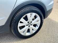 SEAT Arona TSI SE Technology 