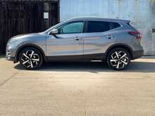 Nissan Qashqai DIG-T Tekna 