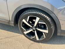Nissan Qashqai DIG-T Tekna 