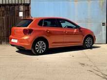 Volkswagen Polo TSI SE 