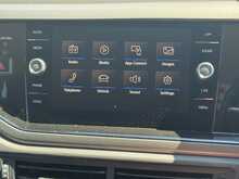 Volkswagen Polo TSI SE 