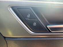 Volkswagen Polo TSI SE 