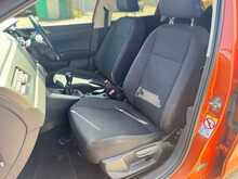 Volkswagen Polo TSI SE 