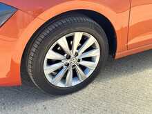 Volkswagen Polo TSI SE 