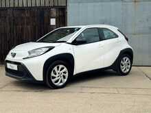 Toyota Aygo X VVT-i Pure 