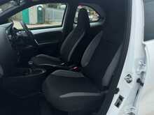 Toyota Aygo X VVT-i Pure 
