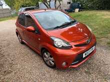 Toyota AYGO VVT-i Fire 