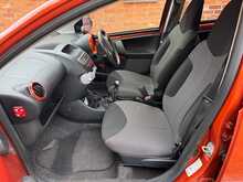 Toyota AYGO VVT-i Fire 