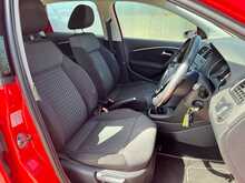 Volkswagen Polo BlueMotion Tech SE 