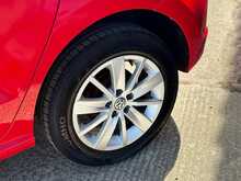 Volkswagen Polo BlueMotion Tech SE 