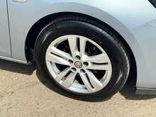 Vauxhall Astra CDTi ecoTEC BlueInjection Design 