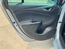 Vauxhall Astra CDTi ecoTEC BlueInjection Design 