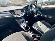 Vauxhall Astra CDTi ecoTEC BlueInjection Design 