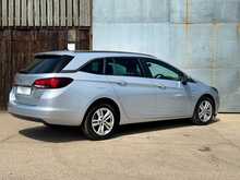 Vauxhall Astra CDTi ecoTEC BlueInjection Design 