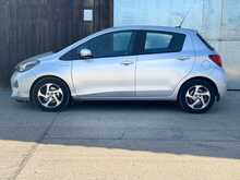 Toyota Yaris VVT-h Excel 