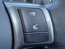 Toyota Yaris VVT-h Excel 