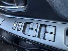 Toyota Yaris VVT-h Excel 