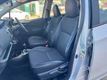Toyota Yaris VVT-h Excel 