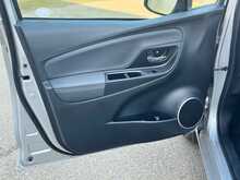 Toyota Yaris VVT-h Excel 