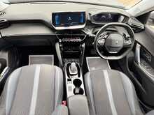Peugeot 2008 PureTech Allure Premium 