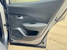 Peugeot 2008 PureTech Allure Premium 
