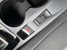 Peugeot 2008 PureTech Allure Premium 