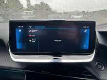Peugeot 2008 PureTech Allure Premium 