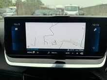Peugeot 2008 PureTech Allure Premium 
