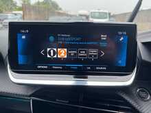 Peugeot 2008 PureTech Allure Premium 