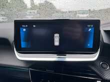 Peugeot 2008 PureTech Allure Premium 