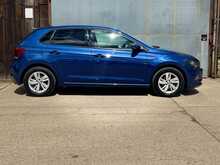 Volkswagen Polo TSI SE 