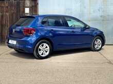 Volkswagen Polo TSI SE 