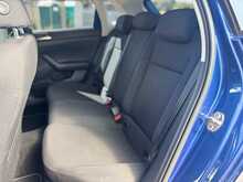Volkswagen Polo TSI SE 