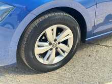 Volkswagen Polo TSI SE 