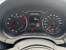 Audi A3 TFSI CoD Black Edition 