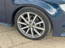 Audi A3 TFSI CoD Black Edition 