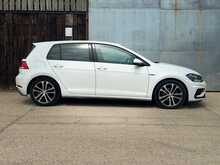 Volkswagen Golf TSI EVO R-Line 