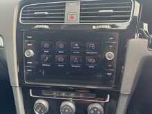 Volkswagen Golf TSI EVO R-Line 