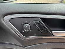 Volkswagen Golf TSI EVO R-Line 