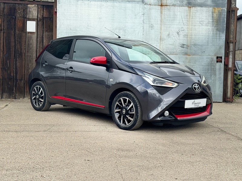 1.0 VVT-i x-trend Hatchback 5dr Petrol Manual Euro 6 (s/s) (71 ps)