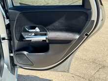 Mercedes-Benz B Class B180 AMG Line 