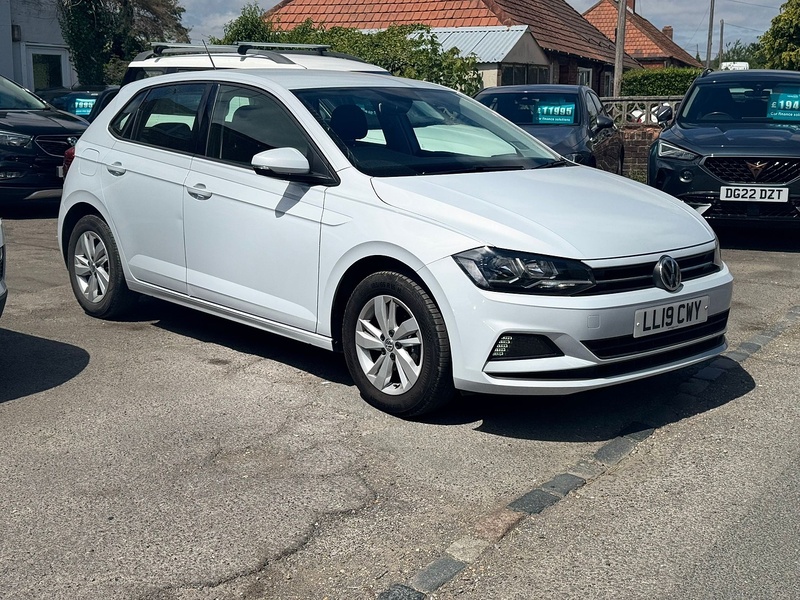1.0 TSI SE Tech Edition Hatchback 5dr Petrol Manual Euro 6 (s/s) (95 ps)